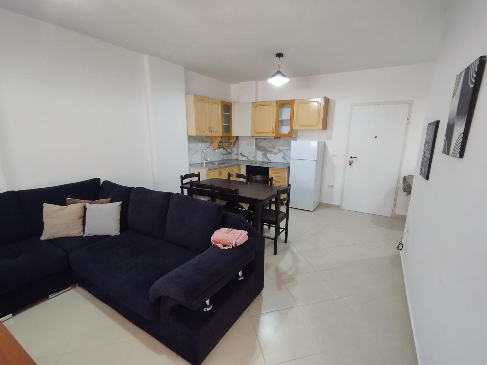 Hergi Apartament Vlore Exterior photo